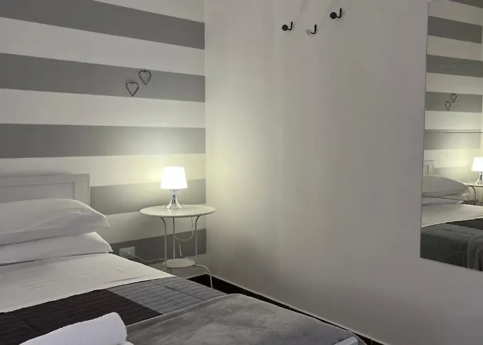 Gasthuis La Casa Di Nini 3*