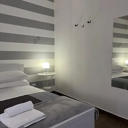 Πανσιόν La Casa Di Nini *
