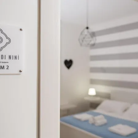 Πανσιόν La Casa Di Nini *